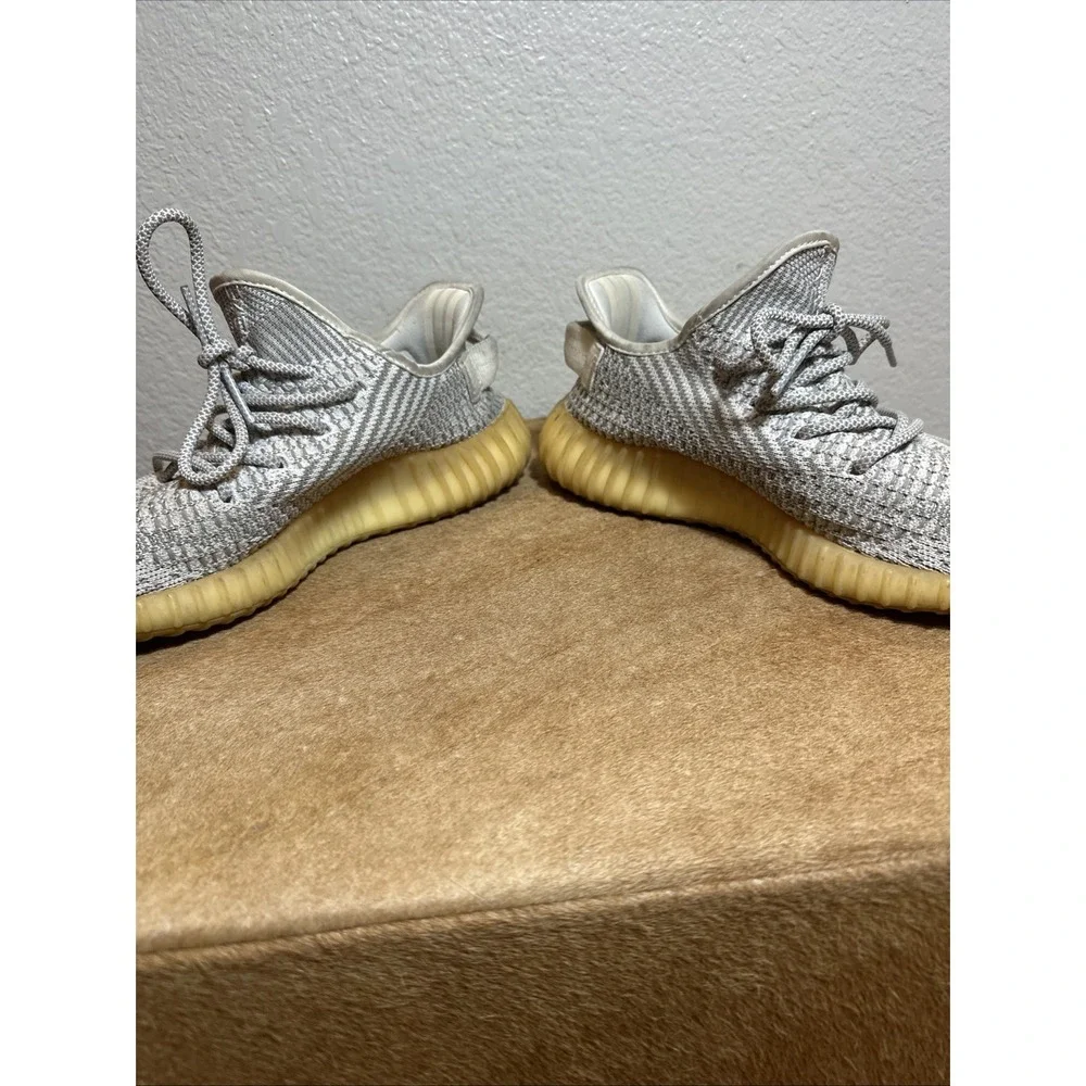 Adidas‎ Yeezy Boost 350 V2 Lundmark Non-Reflective Sz. 8. Great Condition